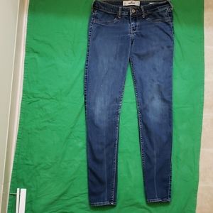 3/50$ Hollister w26 l29 skinny jeans